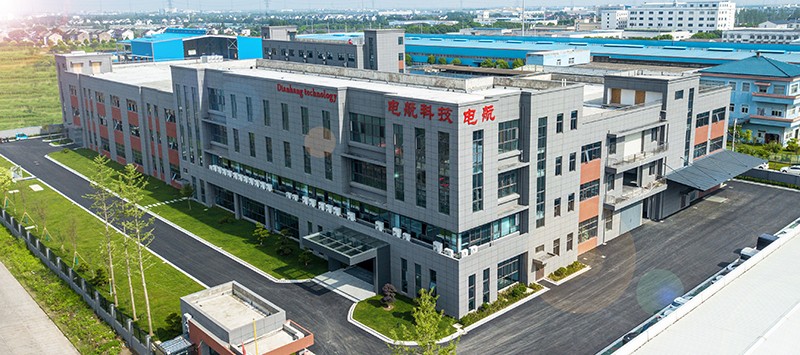 現代化工廠(chǎng).jpg
